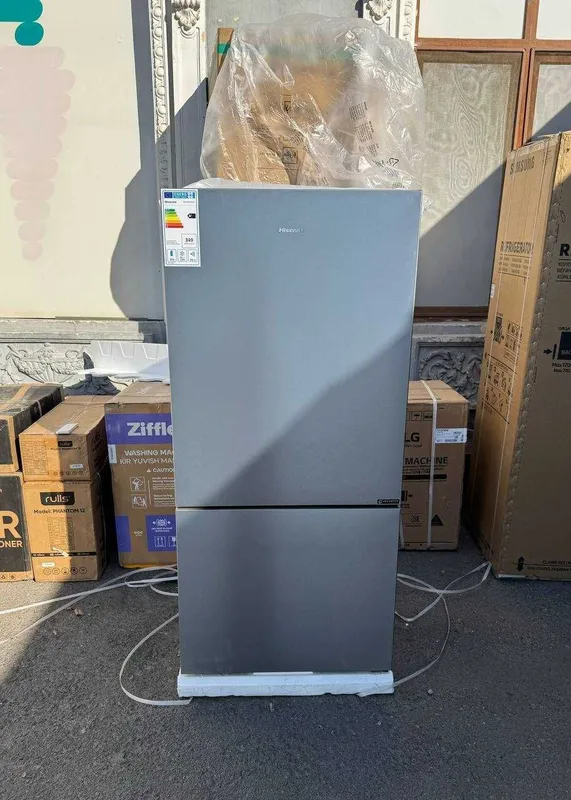 Холодильник Hisense RB-66W4INOX Inverter No Frost 503 л Metal Cooling