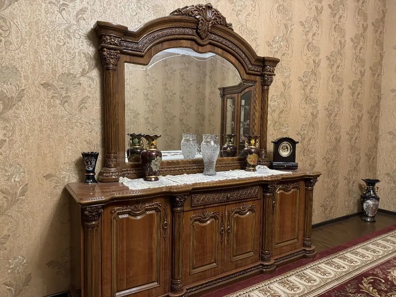 Продаётся комод для зала куплено в Huvaydo mebel за 1200$