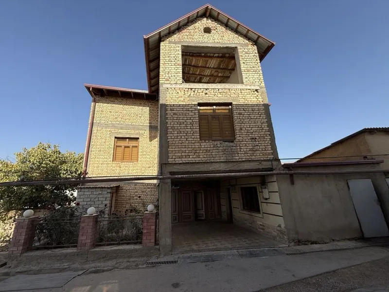 Продается дом в Яшнабадском районе 1 Продается дом в Яшнабадском районе 1