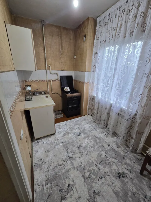 срочно 1 комнатная квартира 39м² — фото 3