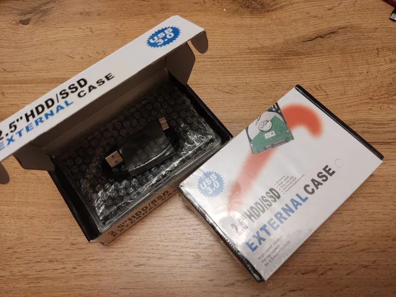 Внешние HDD и SSD диски 4 Внешние HDD и SSD диски 4