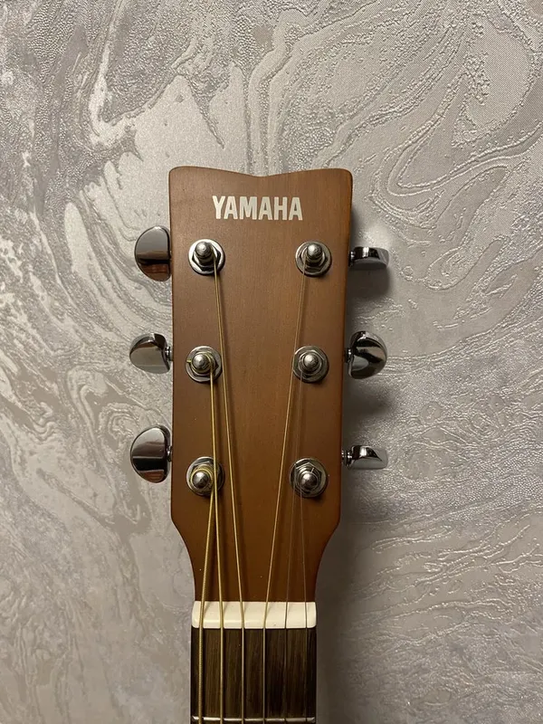 Акустическая Гитара YAMAHA F400 3