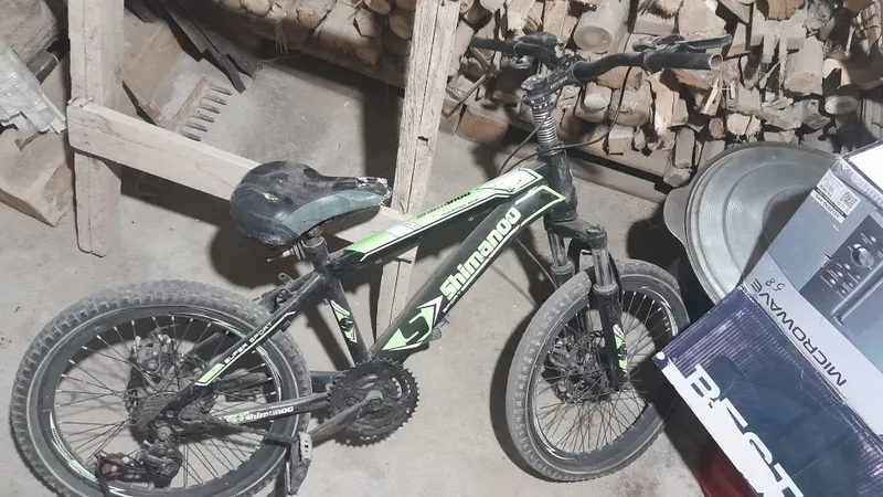 Velosipedlar sotiladi kafotli