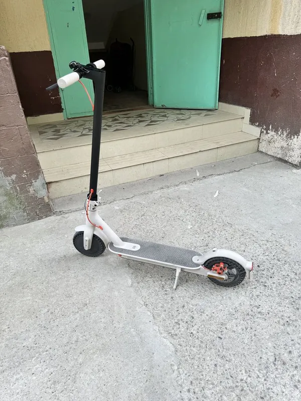 Самокат Mi Electric Scooter 3