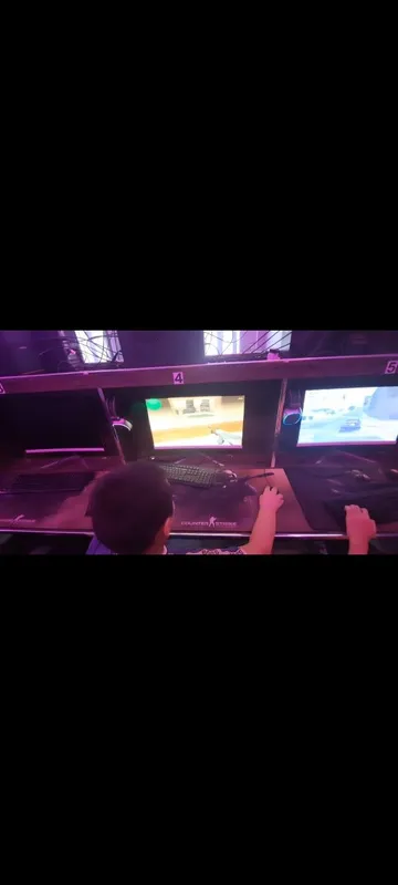 Tayyor Game Club sotiladi.10 ta kompyuter va zamonaviy mebel bilan 2 Tayyor Game Club sotiladi.10 ta kompyuter va zamonaviy mebel bilan 2