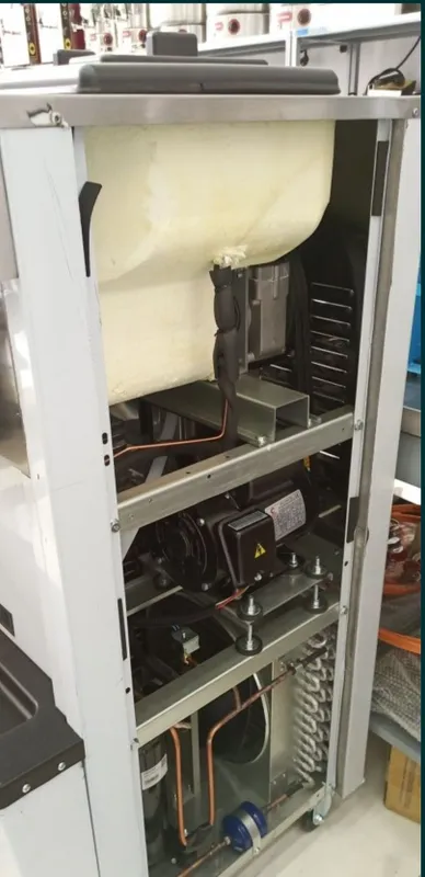 Muzqaymoq marojni freezer aparat donper 5 Muzqaymoq marojni freezer aparat donper 5