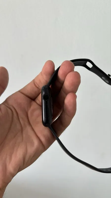 Apple iWatch 8 45mm 4 Apple iWatch 8 45mm 4