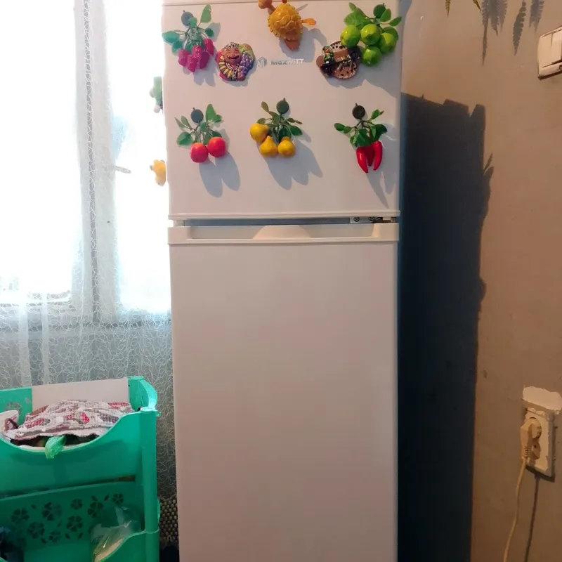 Продам холодильник 1