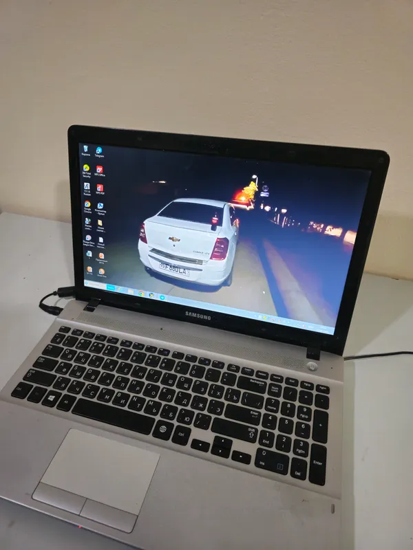 SAMSUNG NOUTBOOK 5 SAMSUNG NOUTBOOK 5