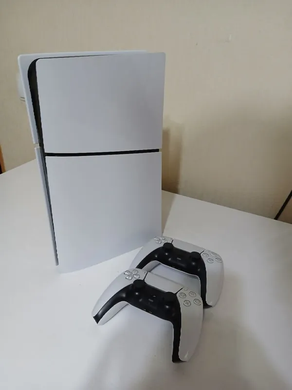 Продам PlayStation 5 Slim
