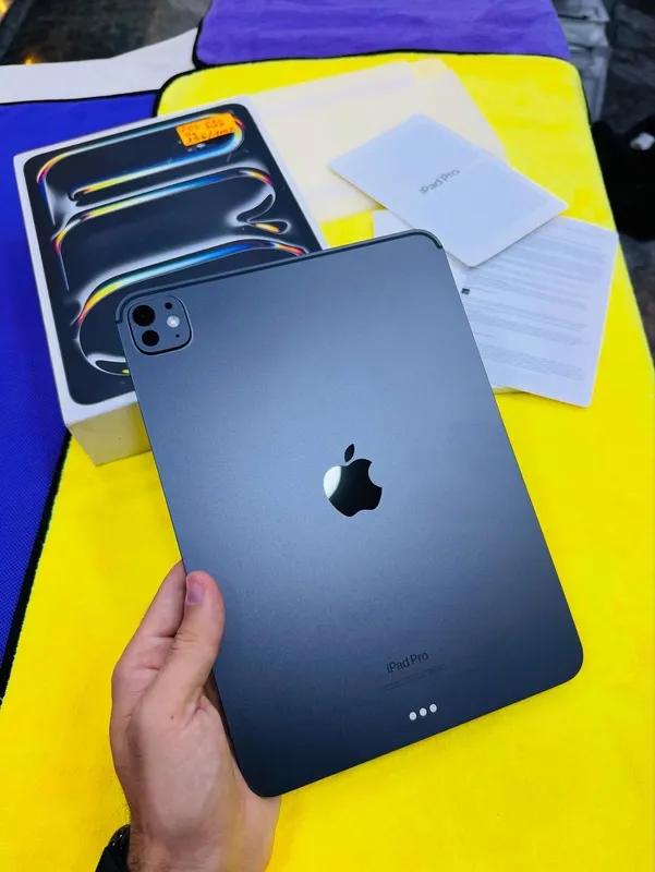 Apple iPad Pro 11" M4 256GB Black 1