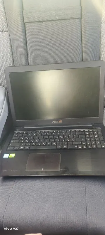 Asus kompyuter $