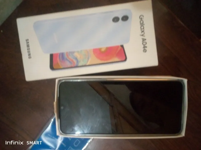 Samsung Galaxy A04e 1