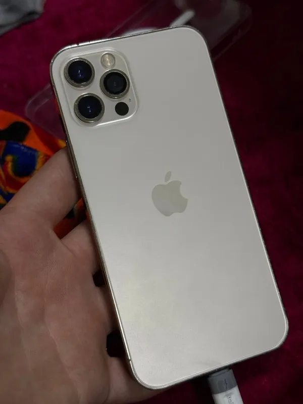 Iphone 12 pro LL/A 3