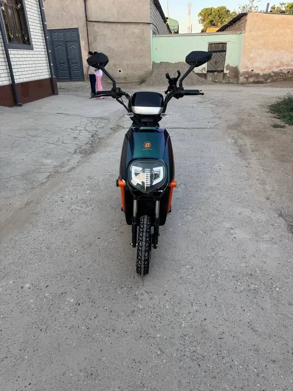 skutr sotiladi bonvi 1 skutr sotiladi bonvi 1