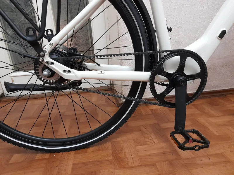 Tasmali uzatmali elektr velosiped 4 Tasmali uzatmali elektr velosiped 4