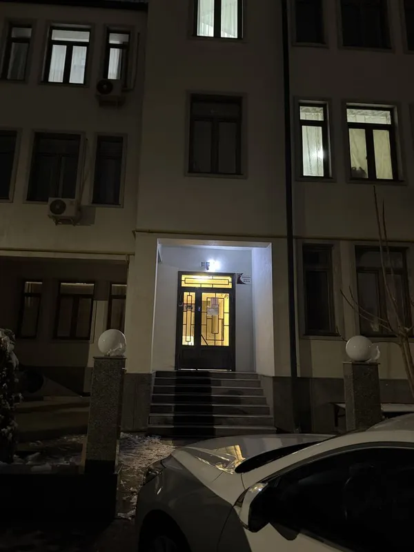 Сдаётся 2 ком кв квартира . Сергели Метро 3 бекат