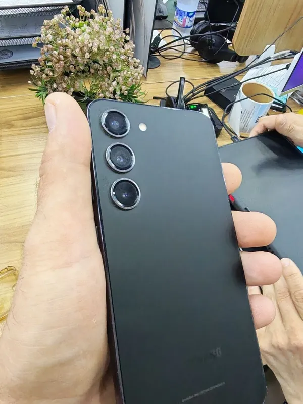 Samsung s23 512 хорошее состояние — фото 3