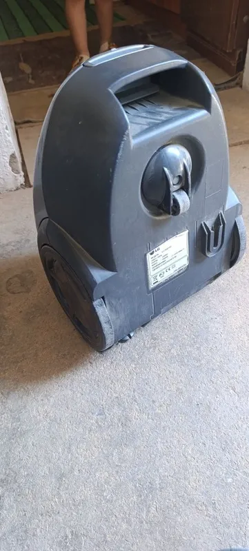 Pilesos sotiladi bu 1500 w/ 1400 w. 150 mingdan.