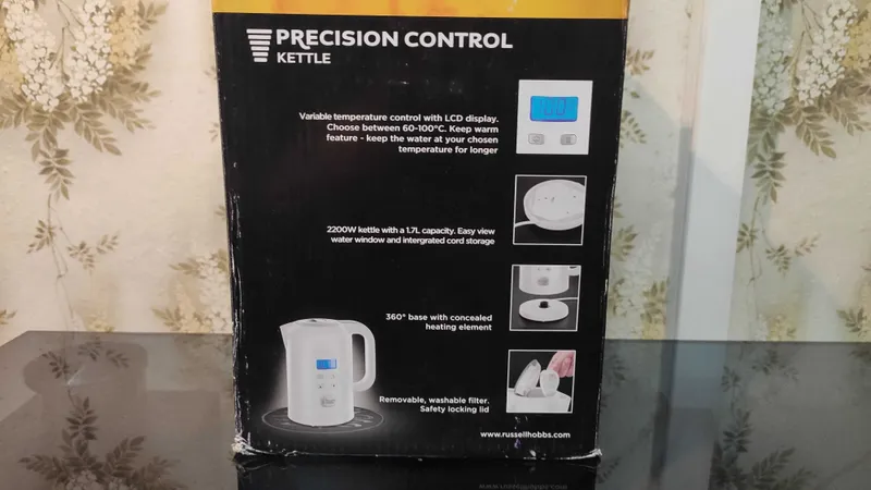 Электрический чайник Russell Hobbs Precision Control — фото 1