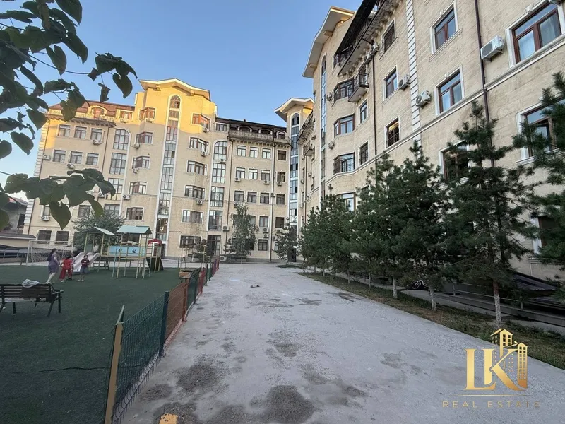 Продаётся 2-комнатная квартира, 78.2 м², евроремонт, с мебелью и техникой (Яккасарайский район) 1