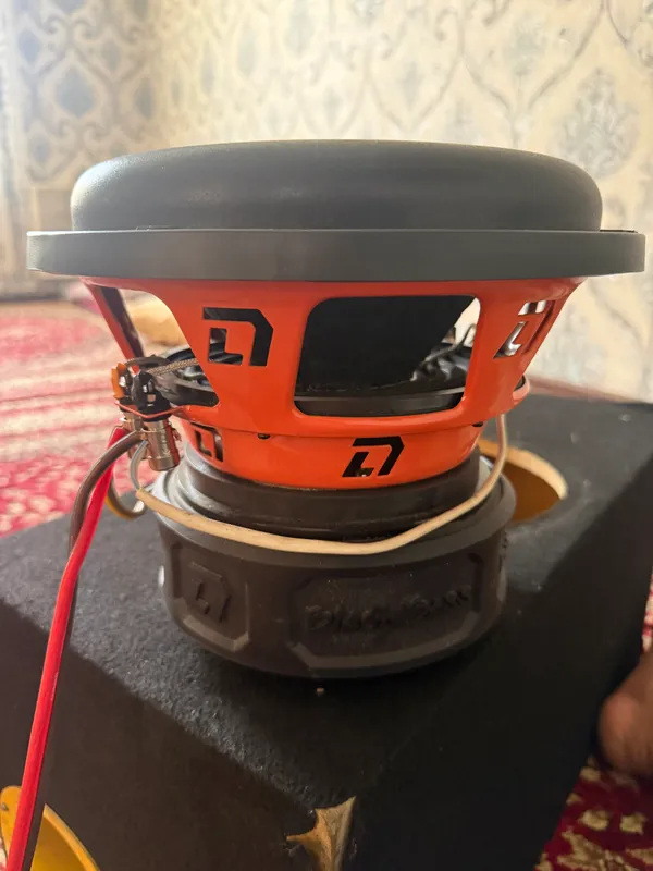 usilitel AMP 1.800 sambufer DL audio Blek Bass