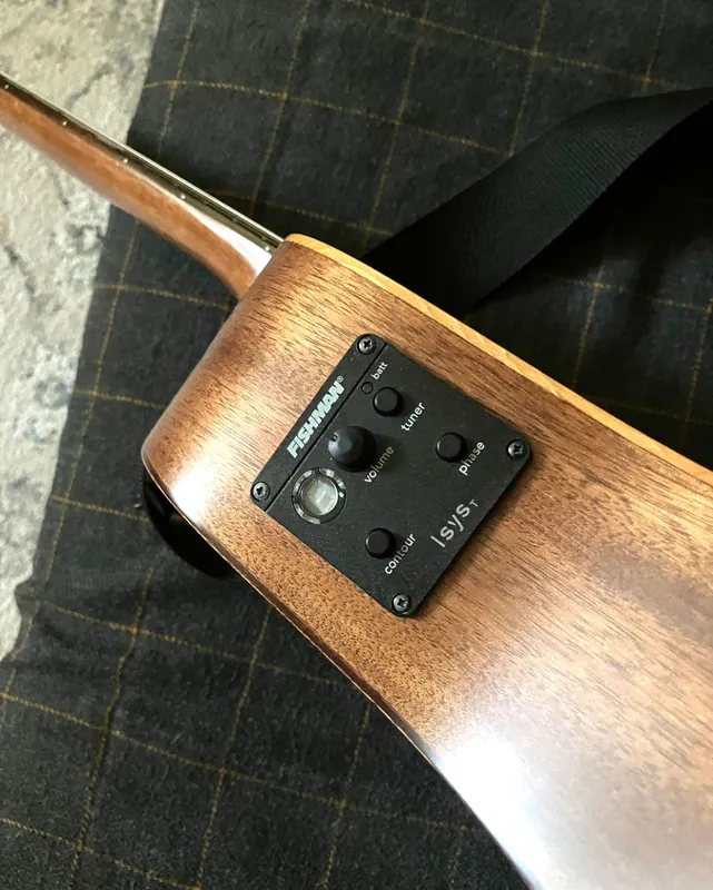Sigma pikapli akustik gitarasi (Sigma TM12E) 3 Sigma pikapli akustik gitarasi (Sigma TM12E) 3
