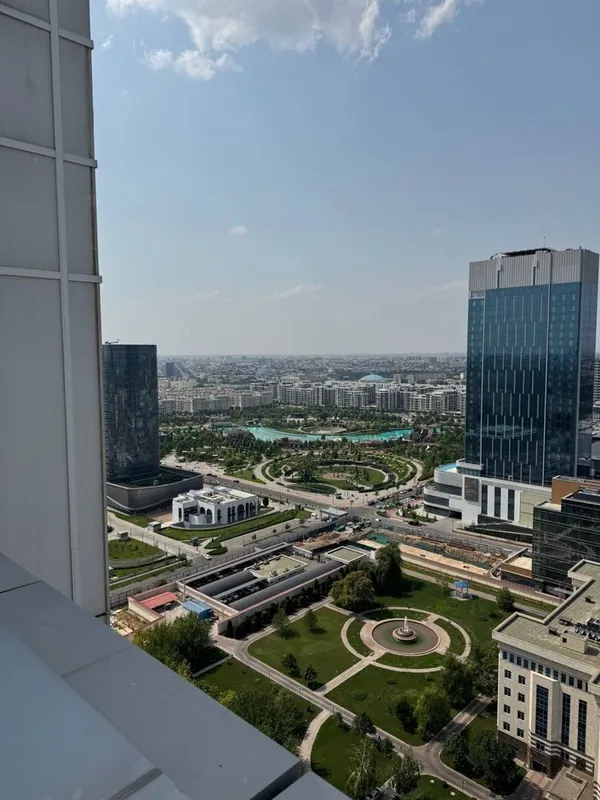 ПРОДАЁТСЯ И СДАЁТСЯ ОФИС в Nest One вид на Парк панорама окна 20-этаж — фото 5