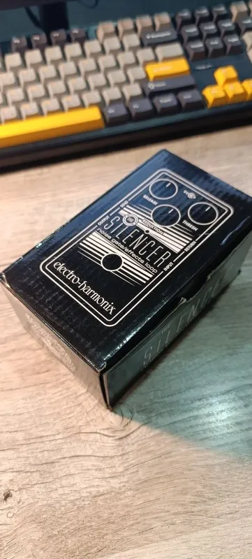 Продам Electro-Harmonix Silencer 4 Продам Electro-Harmonix Silencer 4