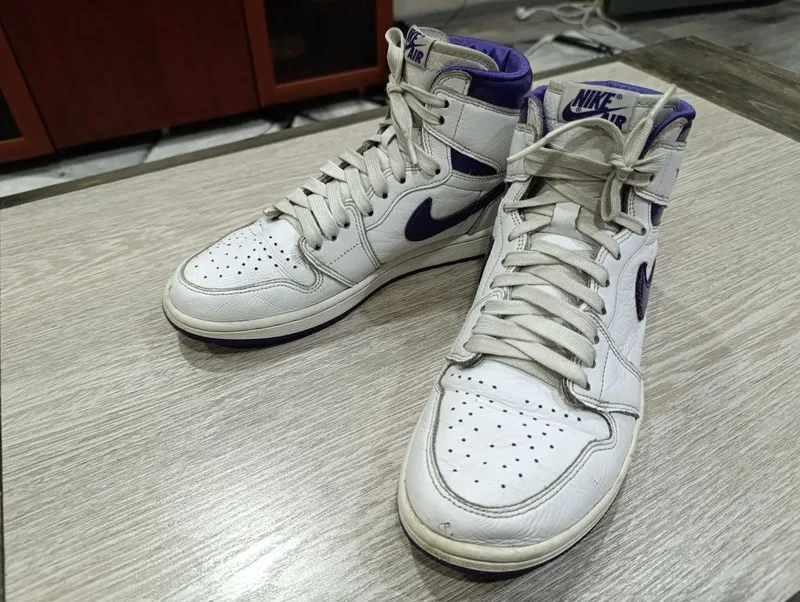 Продам кроссовки Nike Air Jordan 1 Purple White — фото 1