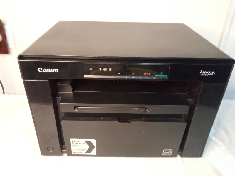 2ta Printer sotiladi Canon 7