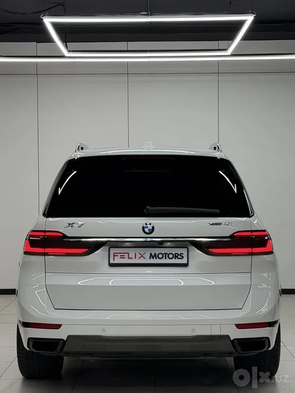 BMW X7 xDrive 40i 4 BMW X7 xDrive 40i 4
