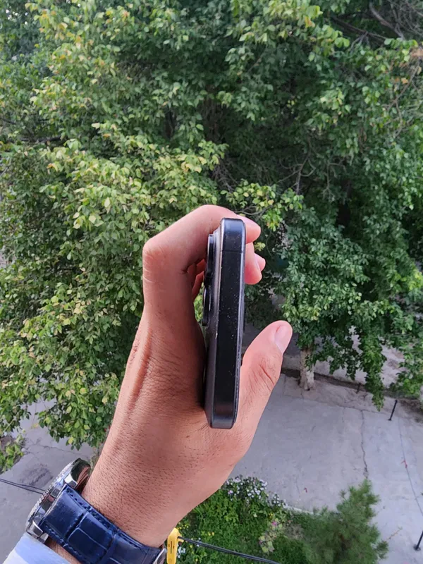 Iphone 15 pro max 2