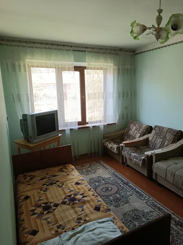 Продаётся квартира 1-ком.в Чирчике.. Продаётся квартира 1-ком.в Чирчике..