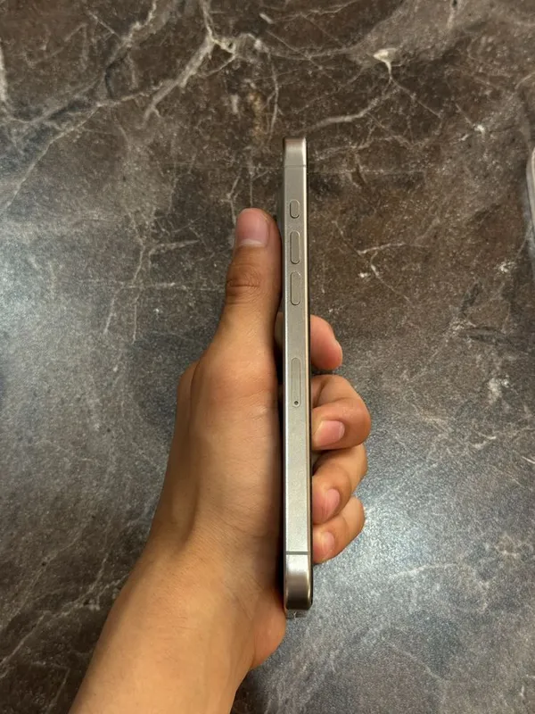 Iphone 15 pro max 5