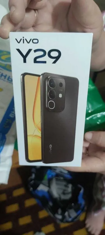 Смартфон Vivo Y29 8/128GB Белый