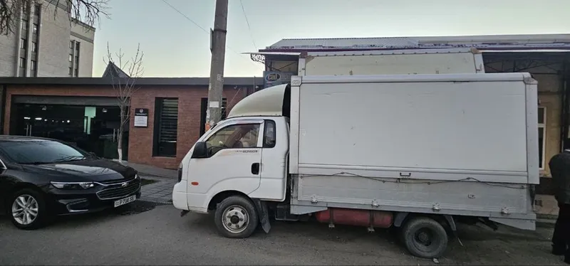 Kia Bonga 2013. Avtomobile 3 Kia Bonga 2013. Avtomobile 3
