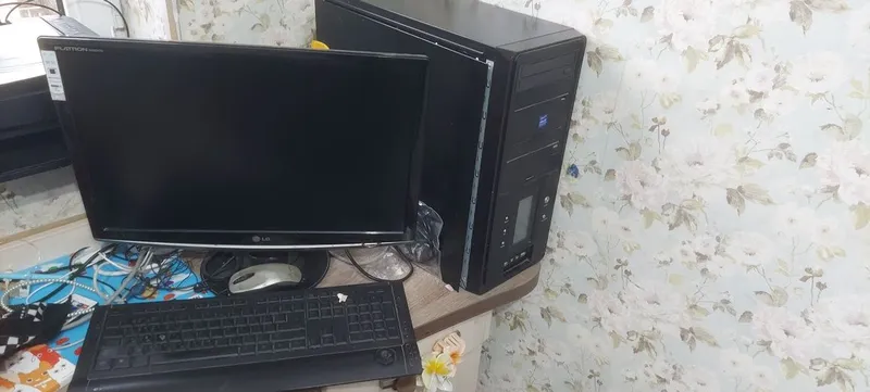 Продаю компьютер 1 Продаю компьютер 1