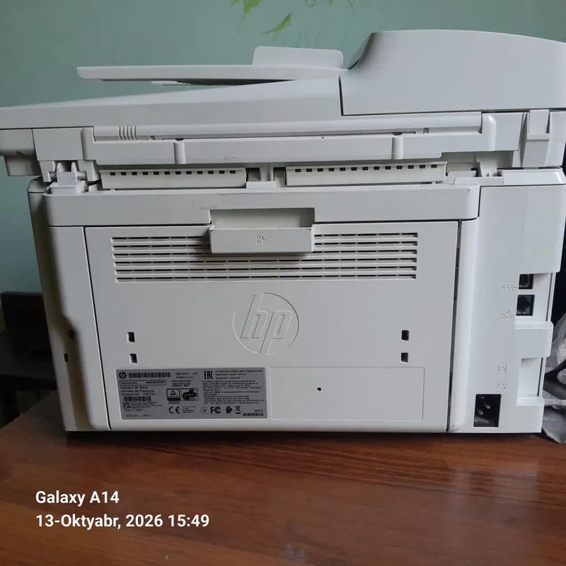 Printer yaxshi holatda, zaxira kartriji bilan 4 Printer yaxshi holatda, zaxira kartriji bilan 4