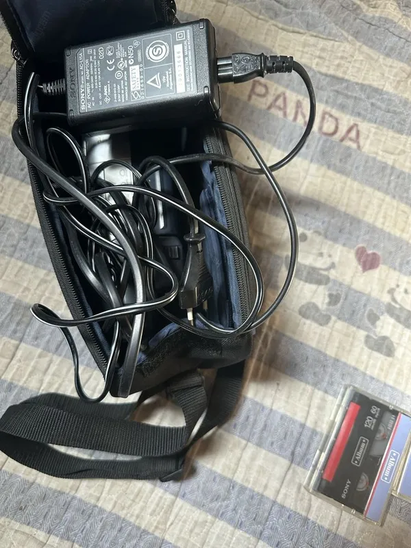 Продам видеокамера Sony Handycam 7 Продам видеокамера Sony Handycam 7