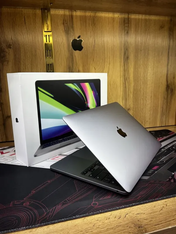 MacBook Pro M1 8/256 полный комплект 3 MacBook Pro M1 8/256 полный комплект 3