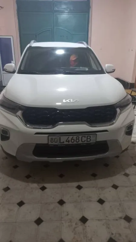 Sotiladi: Kia Sanet avtomat. Rangi oq. Bezinda. Narxi 16.500$ kami bo