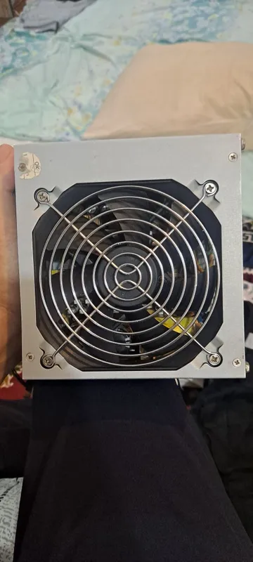 Видео карта RX550 4 гигабайт продаётся сотилади и бонусы. 6
