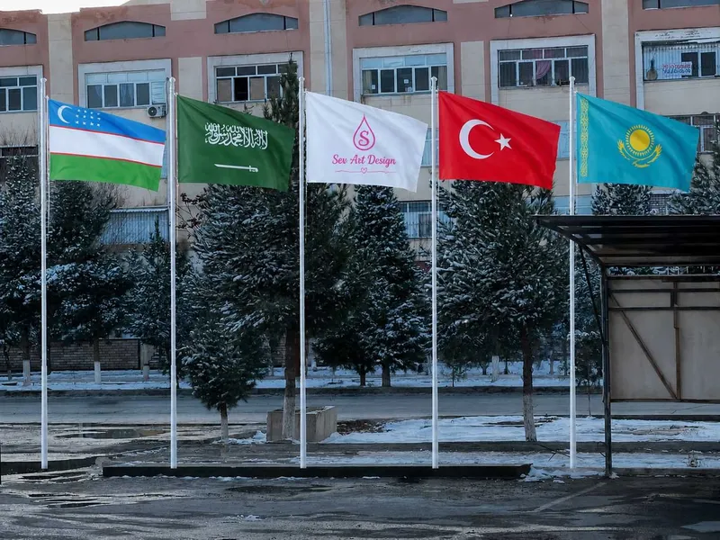 Ofis uchun kichik va kotta bayroqchala — фото 4