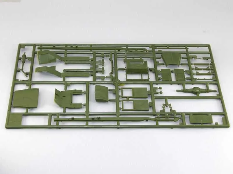 Сборная модель-Грузовой автомобиль ЗиС-5В. масштаб 1:35. ЗВЕЗДА — фото 4