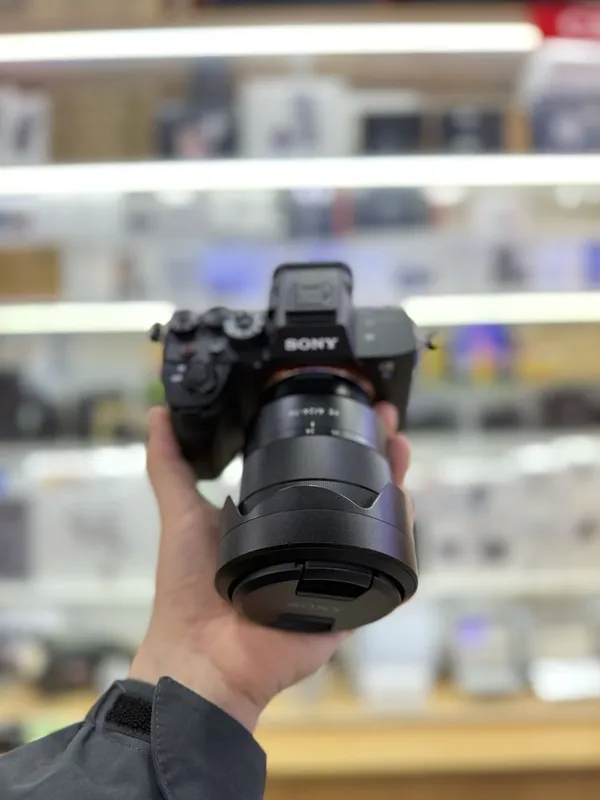Sony alpha 7s III + sony fe 24-70 f4 zeiss 2