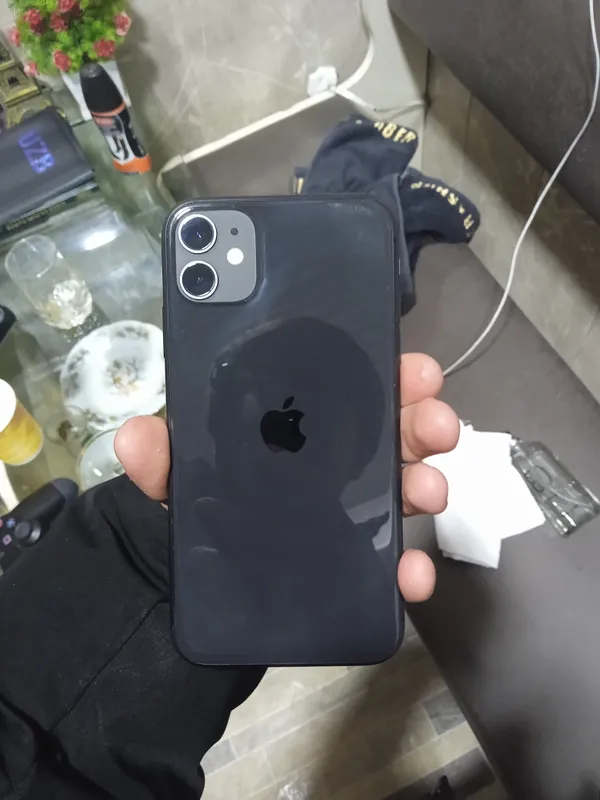 Iphone 11 чёрный, состояние идеальное, не вскрывался 1