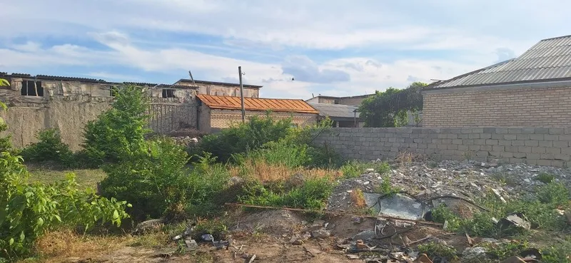 Eskishahar Mirsaid Bahrom ko'chasida hovli sotiladi — фото 1