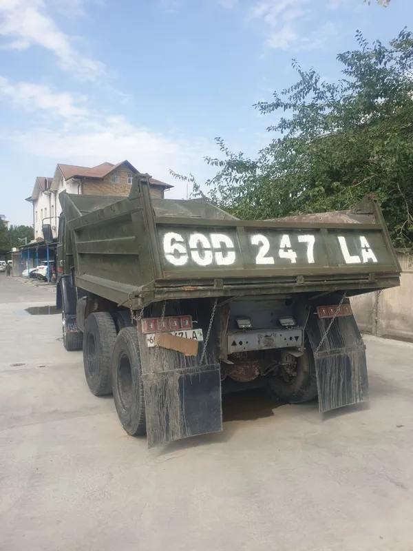 Kamaz sotiladi yili 1989 8 balon 70% 2 balon bez kamer 6
