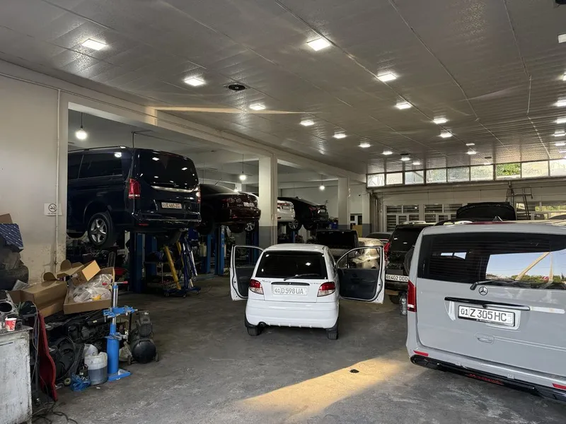 Продаётся автосервис на улице Ипакчилик 4 Продаётся автосервис на улице Ипакчилик 4